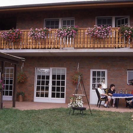 Ferienhof Meyer Landhotel 페터스하겐 외부 사진
